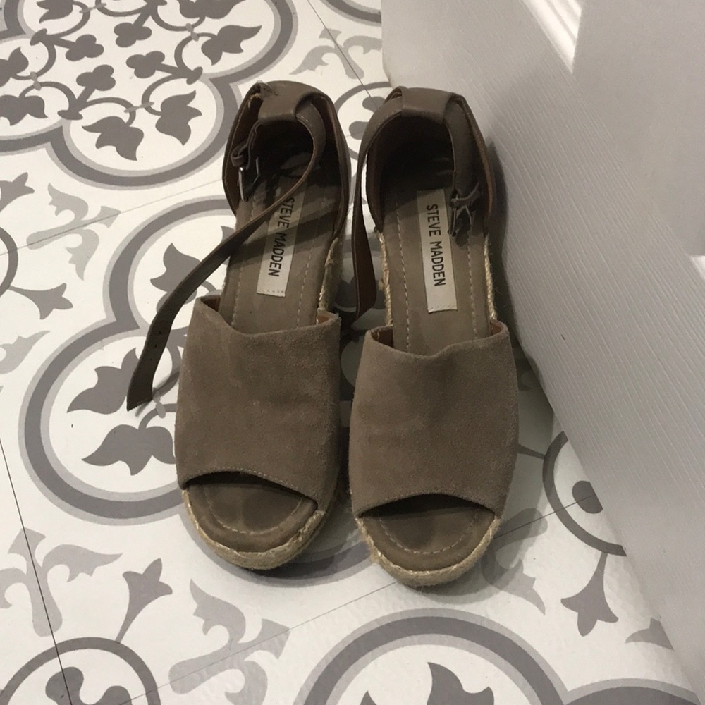 Steve Madden wedges